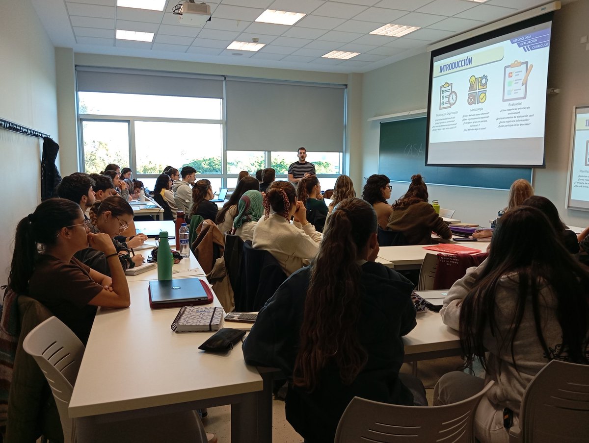 Ayer fue un día especial. Escuchar y dialogar con <a href="/santiagoalva92/">Jose Santiago Alvarez Muñoz</a> siempre es un placer. Gracias amigo por todo.