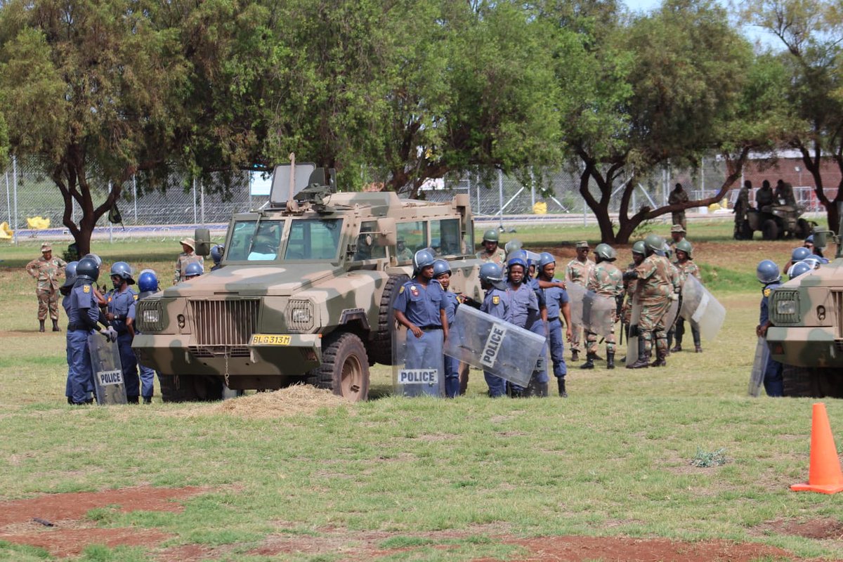 SANDF_ZA's tweet image. #SAArmy Article || Preparations for Exercise VUKUHLOME IV are ongoing, with intensive training for perfection.

facebook.com/share/p/1C1ETu…

#SANDF
#SAArmy
#PrideOfLions
#ExerciseVUKUHLOME_IV