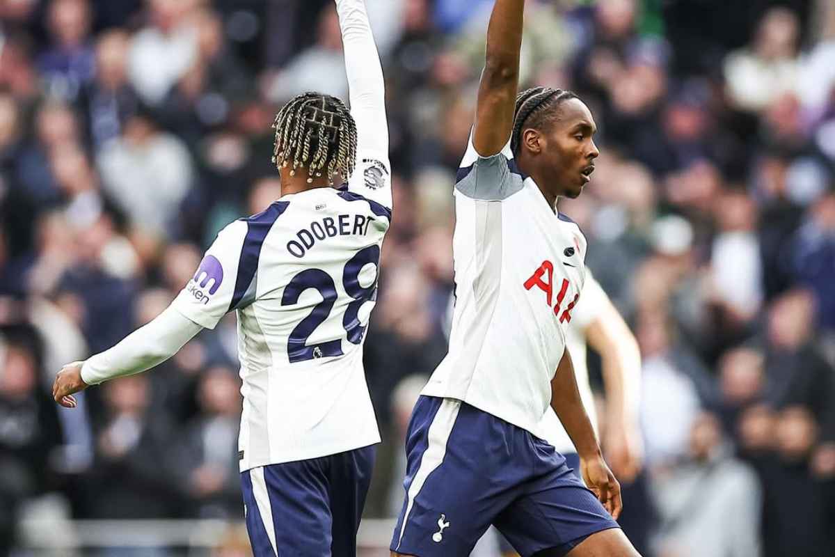 romaforever_it's tweet image. #CalciomercatoRoma, secondo @Gazzetta_it #MathysTel è in cima alla lista dei desideri per il ruolo di nuovo esterno in attacco. La #AsRoma starebbe trattando l&apos;ala con il @SpursOfficial. Ipotesi prestito