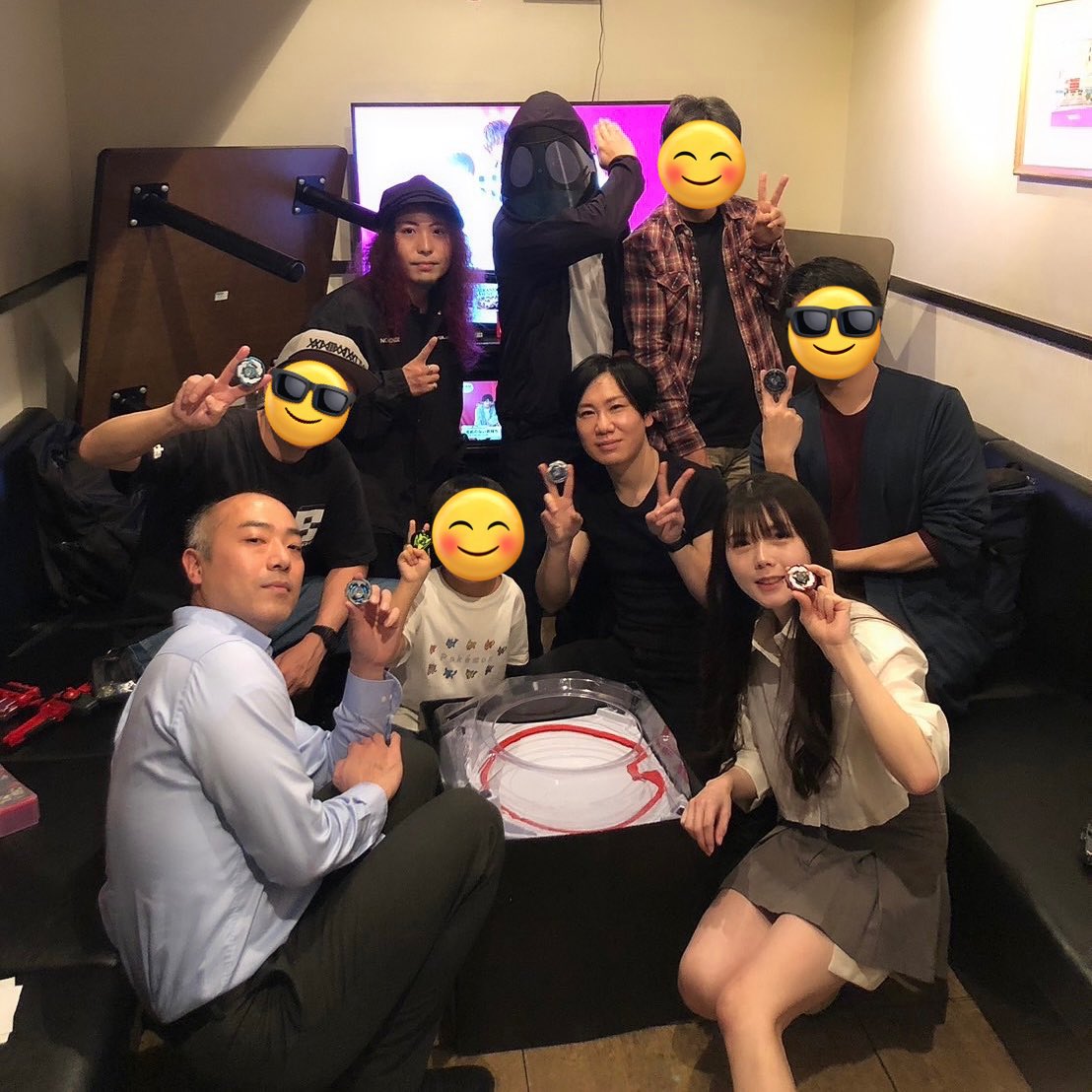 先日はおとんさん(<a href="/oton77/">おとん</a>)にお誘いいただき素敵な交流会に参加しました✨

「#出張育面杯 3on3総当たり戦」どのバトルも熱すぎました❤️‍🔥
ご参加されたみなさまありがとうございました😊

また機会がありましたら台座とスタジアム背負って馳せ参じます🙌

#ベイブレードX

【参加ブレーダー】