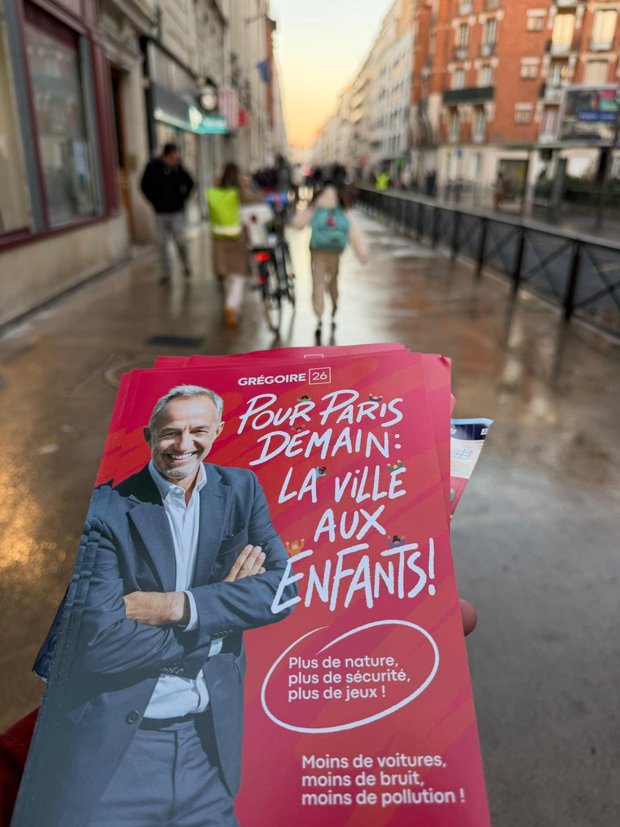PS_Paris12's tweet image. Wattignies, Diderot, Bouton, Bignon… devant les écoles, nous échangeons avec les familles de #Paris12 sur « Paris, ville aux enfants ! »

Plus de nature, de sécurité, de jeux, de culture, de sport : la parole est à vous ! 
#ParlonsParis avec @egregoire et @isabelle_rocca 🌹
