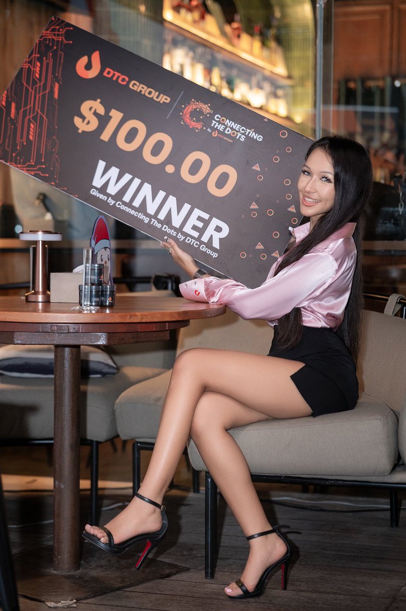 cherryonchain's tweet photo. What a way to close out #THBW2025 🇹🇭✨ Packed venue, nonstop energy, and Web3 family everywhere 🔥

Honored to be there with @DTCGroup_ @ctd_events 🧡 for one of the biggest nights of the week! https://t.co/VptoJg6qFd