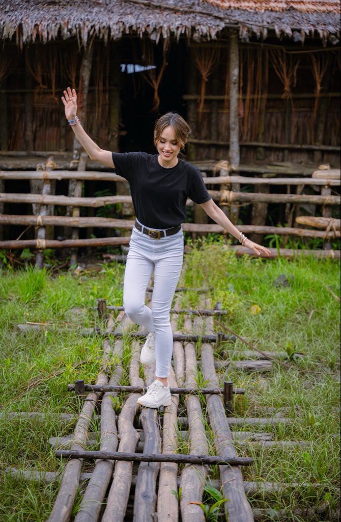 xcintakiehlx's tweet image. Thank you, Papua. For teaching me. For grounding me. For loving me back in your own quiet way. 

Sampai bertemu lagi. ❤️