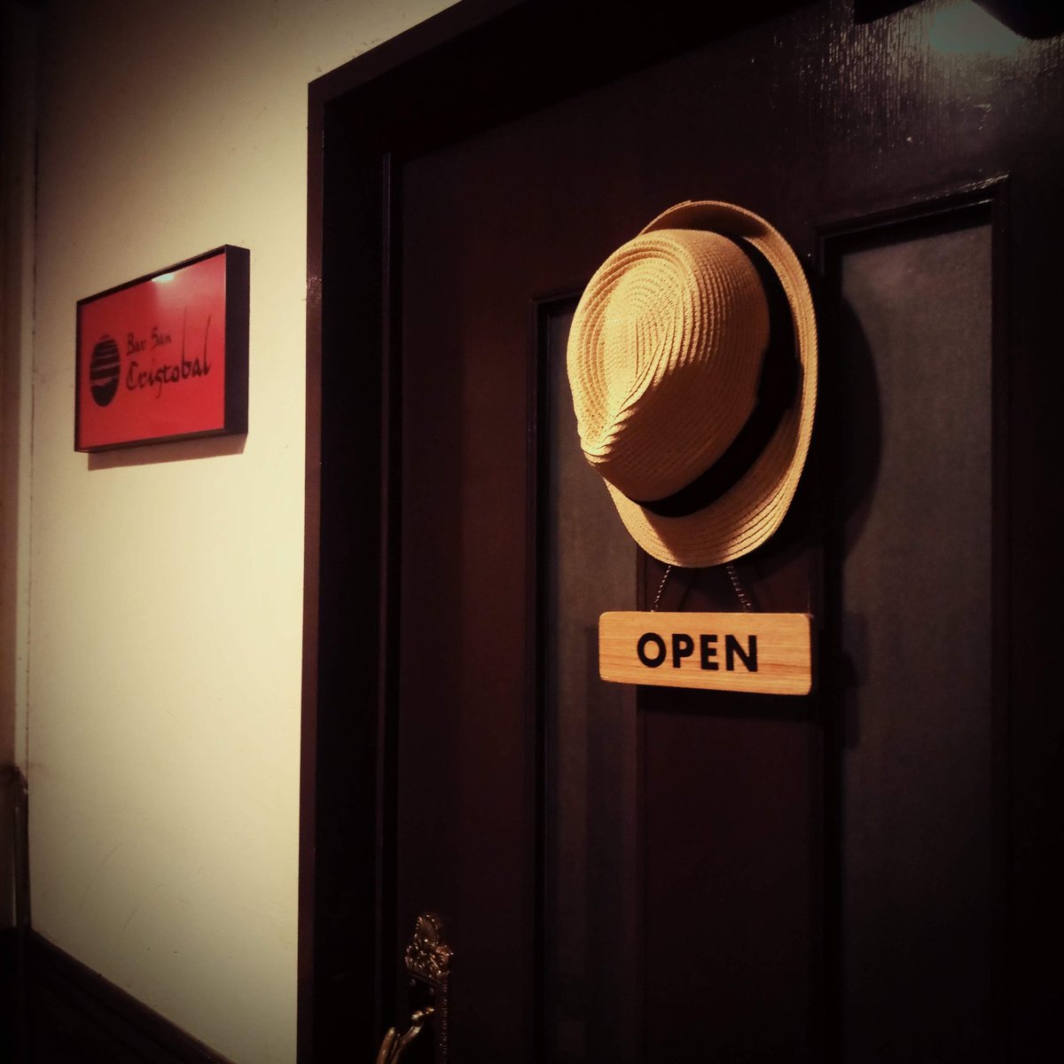 2025年11月19日は18時オープンです

昨日は臨時休業ありがとうございました！
本日は通常営業です！

それでは本日も24時までよろしくお願いいたします

#三宮バー #三宮カフェ #ラム酒 #ラム #神戸サウナ #ハイボール #ラムハイ