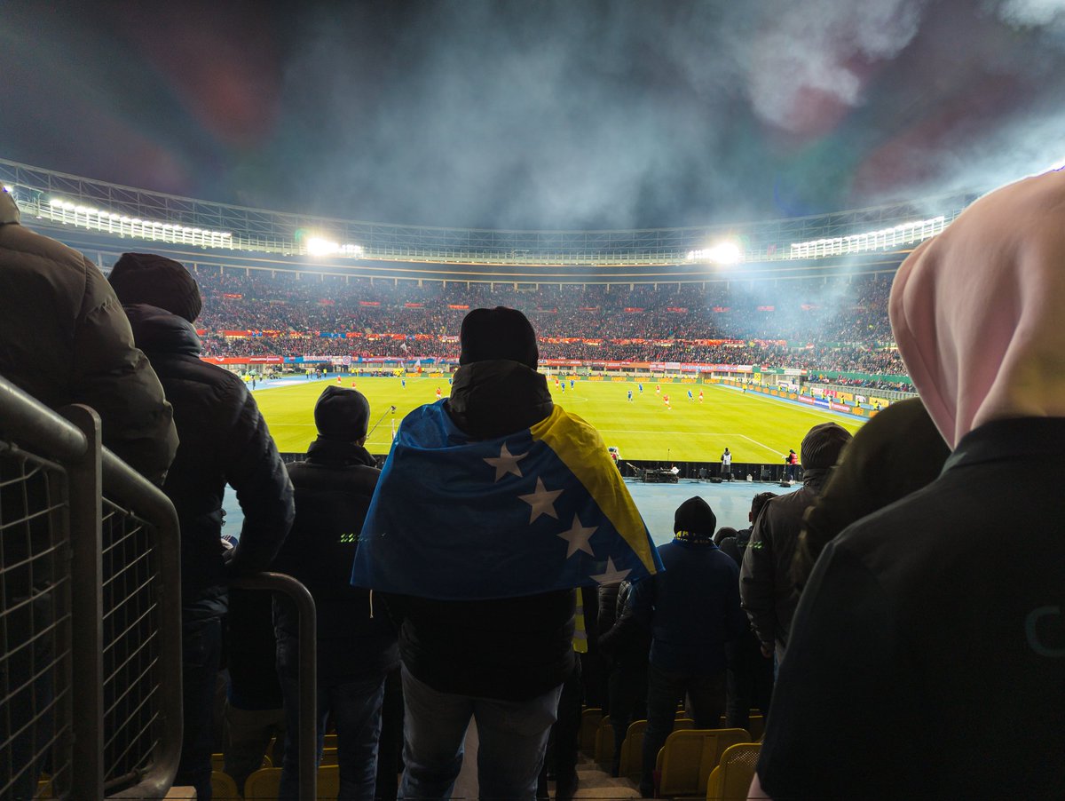 🇦🇹🇧🇦Austria 1–1 Bosnia and Herzegovina

Backed by 25 thousand travelling fans in Vienna, Bosnia were 13 minutes away from a shock win and qualification for the 2026 WC.

But then substitute Gregoritsch scored, sending Austria to their first World Cup since 1998.