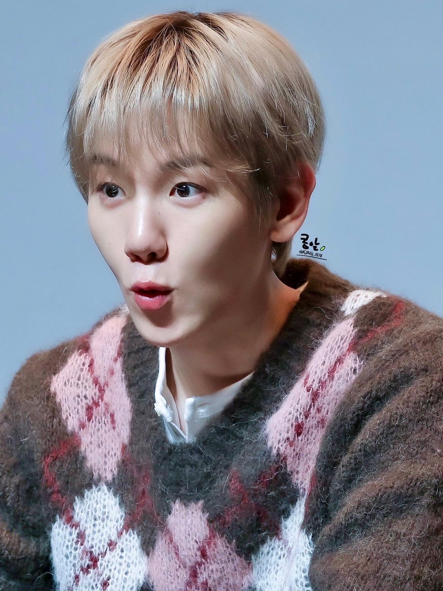 kong_0506's tweet image. 🤍 251111 제이제이뮤즈 대면팬싸 🖤

😯😛

#백현 #변백현 #BAEKHYUN #ベッキョン #伯贤
@B_hundred_Hyun #EssenceofReverie