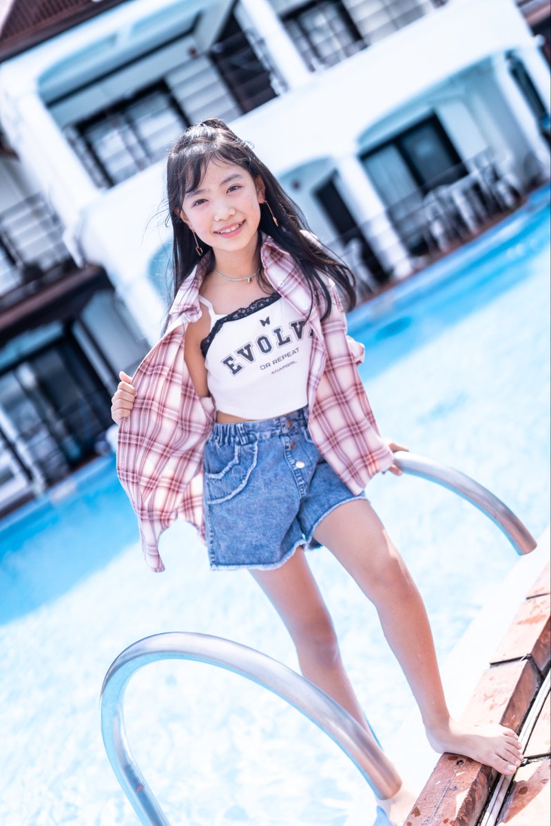 まひなちゃん（JS3）プロフィールを見たらGlioシェフと誕生日が同じで