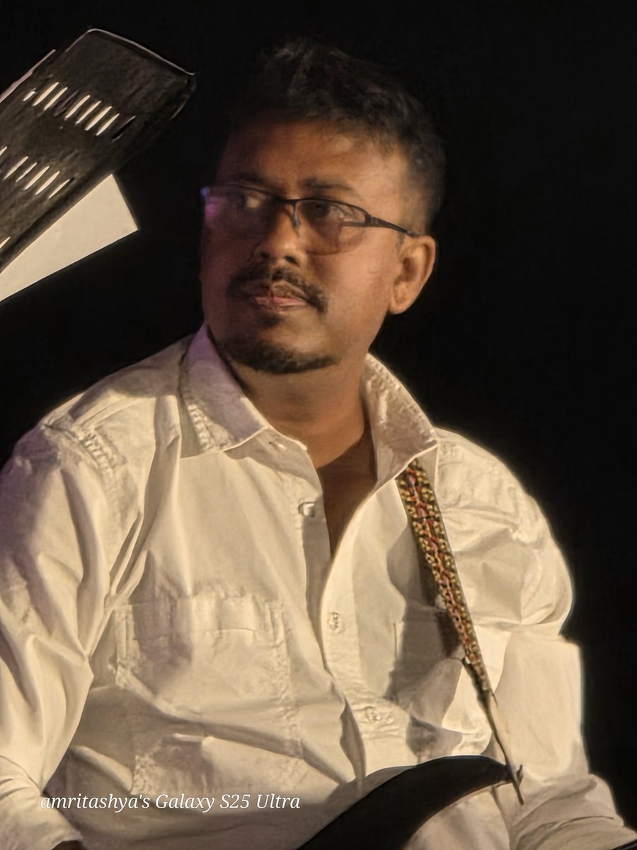 amritashya's tweet image. A few more 30x zoom shots of the concert in memory of Zubeen Garg, the legend 🤩📸🎶   #JusticeForZubeenGarg #Concert #Memory #Legend #Music #ZubeenDaForever #Zubeen_Garg