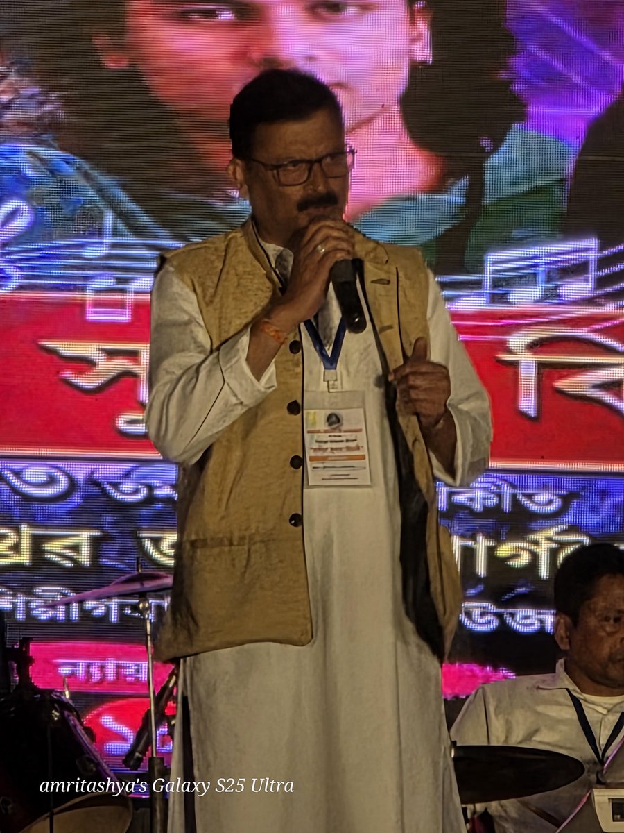 amritashya's tweet image. A few more 30x zoom shots of the concert in memory of Zubeen Garg, the legend 🤩📸🎶   #JusticeForZubeenGarg #Concert #Memory #Legend #Music #ZubeenDaForever #Zubeen_Garg