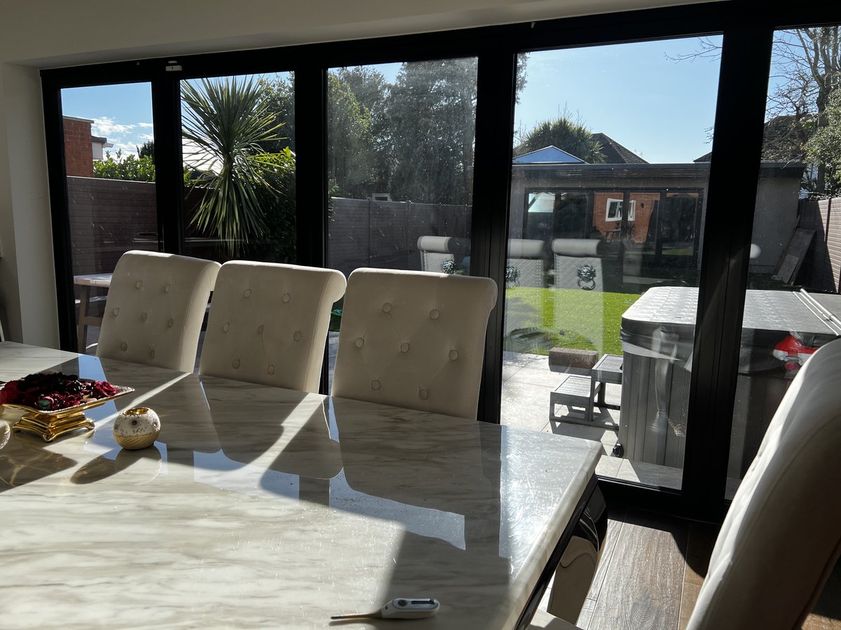 A beautiful view deserves a beautiful frame. Discover our stunning Swing and Slide sliding patio doors 🏡

🌐swingandslide.co.uk