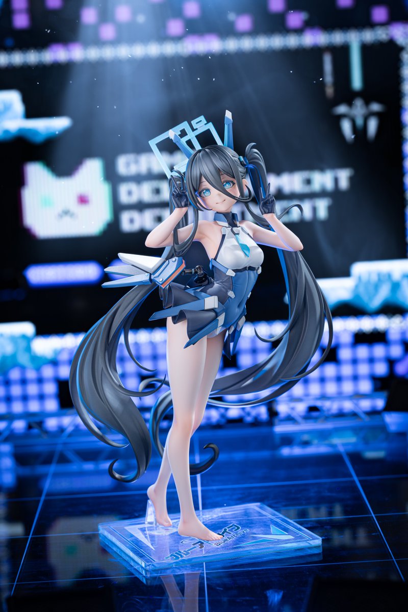 「パンパカパーン、勇者アイスの帰還しましたー✨」
ブルアカ　 メカアリス　軽装ver.　完成～

今週の金曜日（21日）20時boothにでガレージキットを販売いたします～ 
販売ページはこちら↓ 
booth.pm/ja/items/76644…

制作：紙飛行機
イラスト：ちこせわと先生（<a href="/T1kosewad78/">ちこせわと</a>）