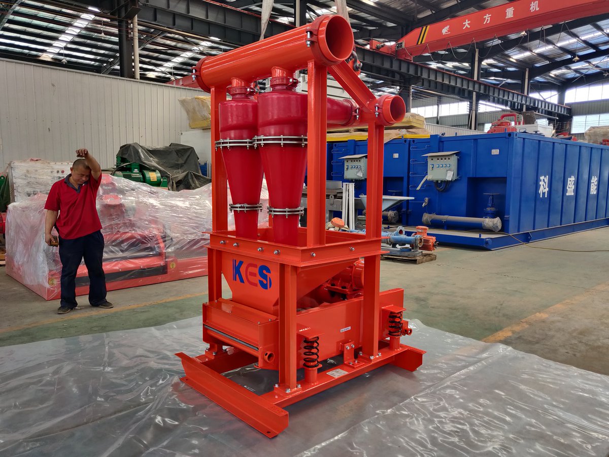 KES_Energy's tweet image. Drilling 2nd-phase solids control! 8”-12” hydrocyclones separate 47~76μm solids, removes abrasive particles missed by shale shakers.
#KES #Desander #SolidsControl #FYP #ForYou