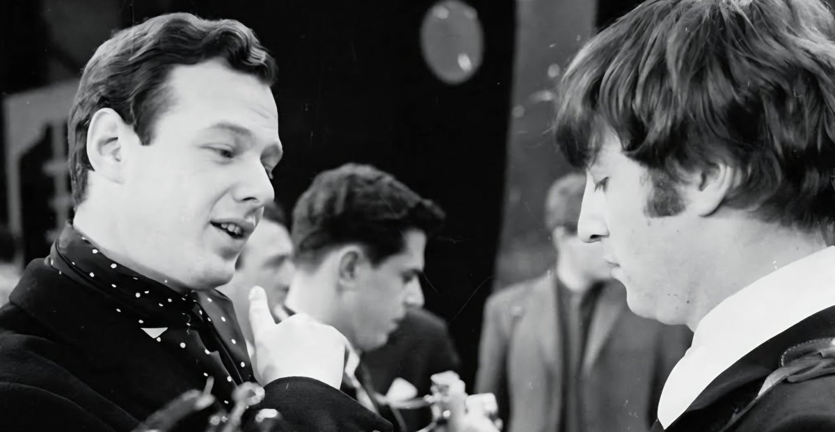 Lennon photographed with Epstein