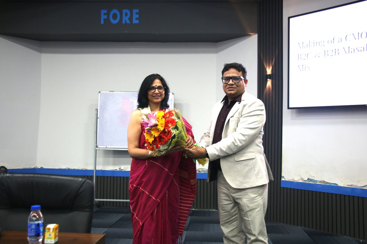 tallysolutions's tweet image. Jayati Singh, Chief Marketing Officer at Tally Solutions, interacted with the final-year PGDM batch at @FORE_Delhi, leading a session on “Making of a CMO – B2C &amp;amp; B2B Masala Mix.”

Jayati shared her journey and experiences, offering guidance, mentorship, and encouragement to…