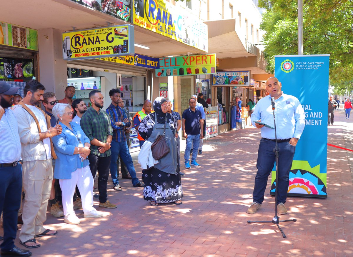SomaliAssocSA's tweet image. Big strides for Bellville CBD! 🎉 Kruskal Avenue&apos;s upgraded public space is officially open. We were honoured to join Deputy Mayor Eddie Andrews, @VRCID, @GT_Partnership, and @CityofCT reps at the unveiling
#BellvilleCBD #KruskalAvenue #PublicSpaces #CapeTown