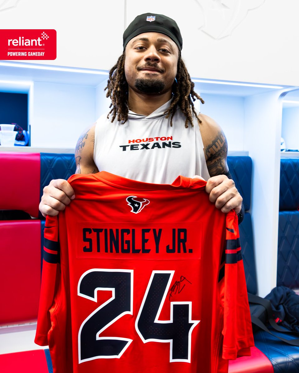 HoustonTexans's tweet image. Get Battle Red-y by dropping a 🔥 in the comments for a chance to win a signed Sting jersey!