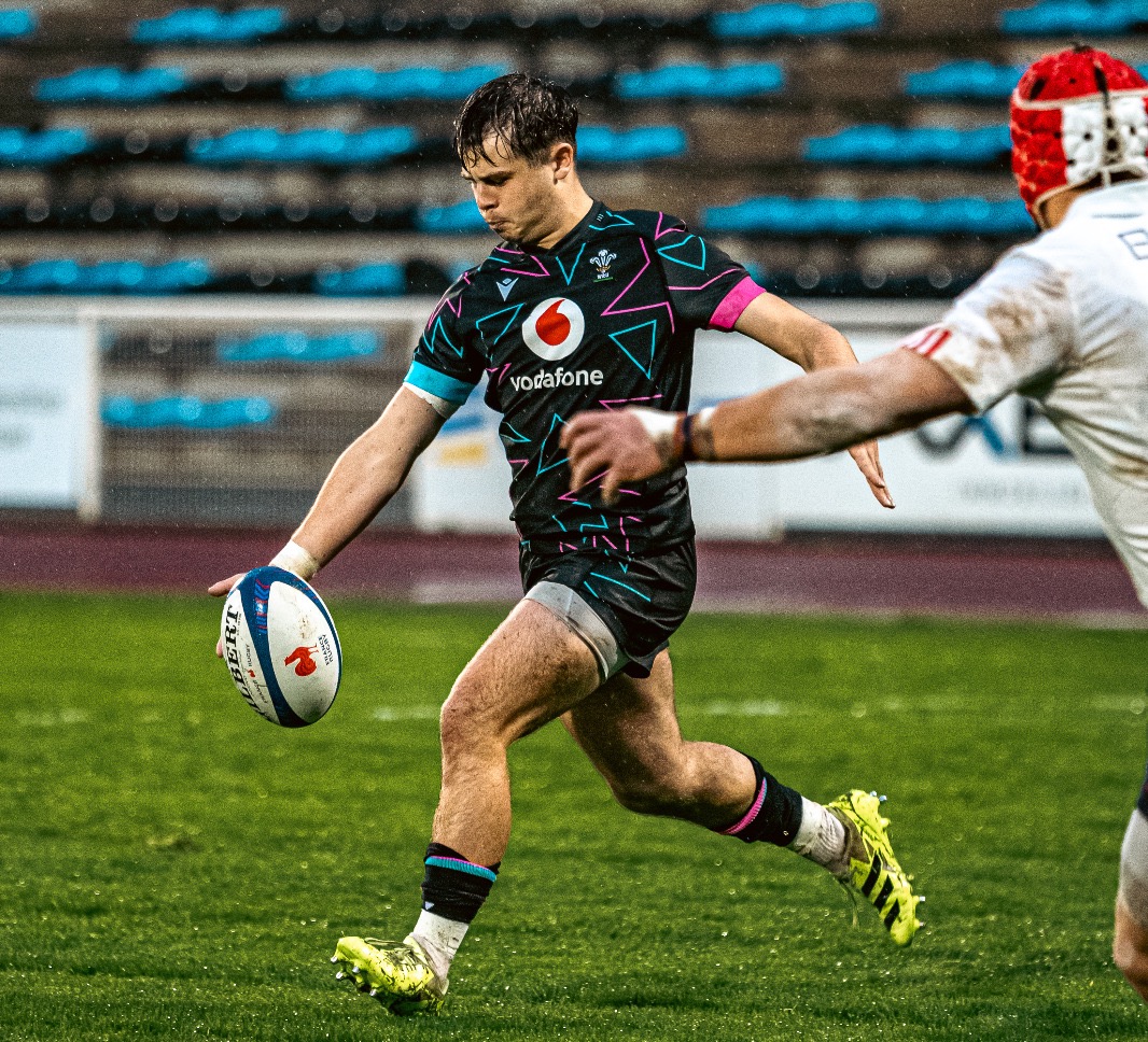 🚨 ACADEMY WATCH 🚨 

🏴󠁧󠁢󠁷󠁬󠁳󠁿 Carwyn impresses for U19s in Paris 
👊 Yestyn makes return from long-term injury

🔗  bit.ly/4o6GqAm

Carwyn yn serennu ym Mharis a Yestyn yn dychwelyd o anaf

#nextgeneration #ygenhedlaethnesaf