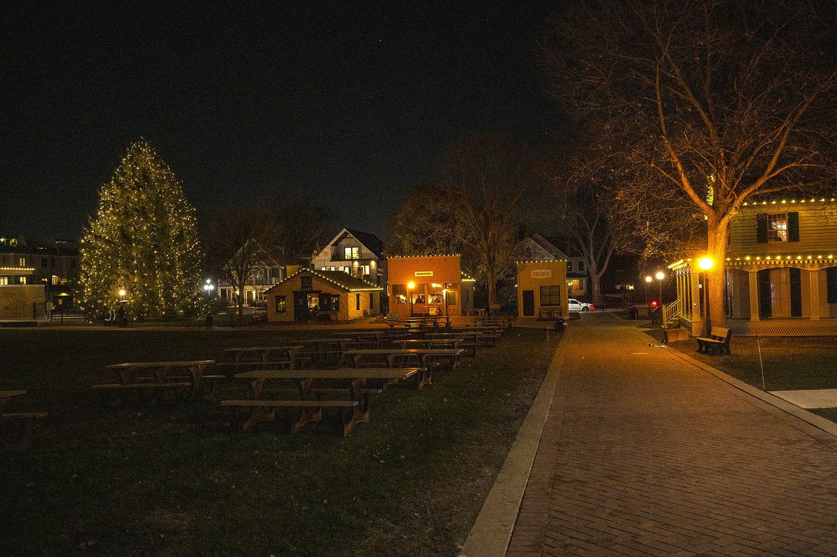 TONIGHT at 5PM! ✨ Experience the magic of the holiday season as Naper Settlement comes to life with dazzling holiday lights at our Holiday Tree Lighting sponsored by the Stenger Family. 🎄

Free with reservation! For more info and tickets, visit pulse.ly/91xiyv9xh4