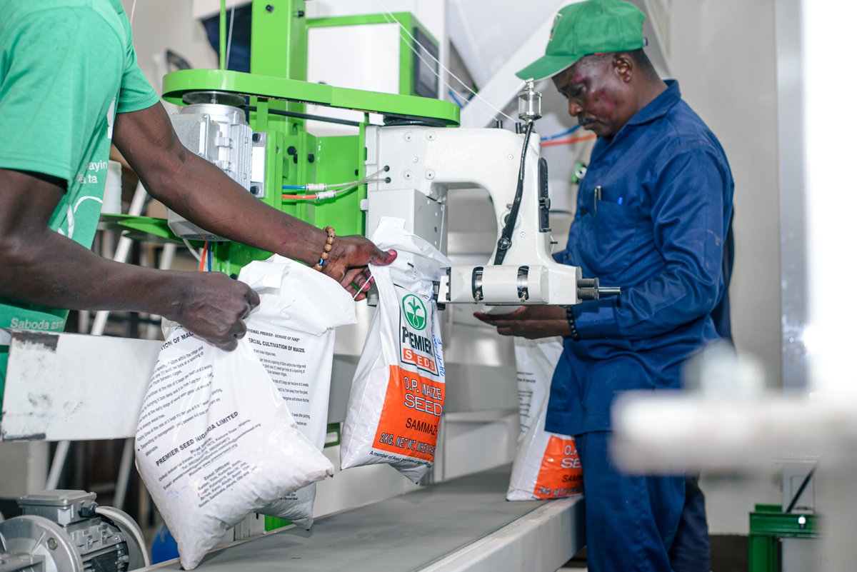 UKinNigeria's tweet image. It’s Agriculture Day at #COP30!

With support from the 🇬🇧, @Propcomplus is transforming rural economies-boosting livelihoods &amp;amp; protecting climate &amp;amp; nature.
500k+ smallholders &amp;amp; entrepreneurs in 🇳🇬 are building resilience to climate shocks via climate-smart agric.

#ClimateAction
