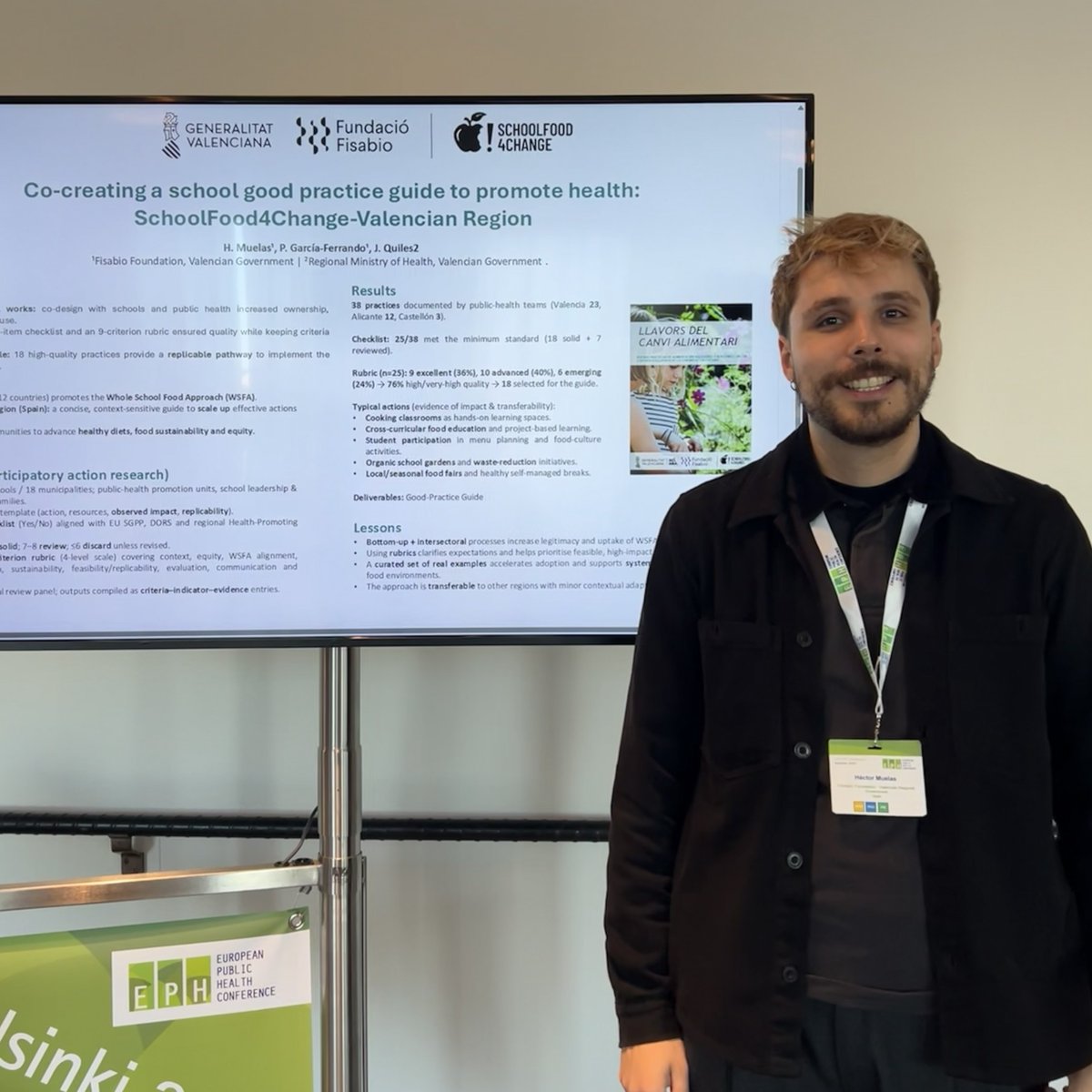 GVAfisabio's tweet image. 🍎🏫Héctor Muelas, en representació del grup #ALES i de la #DGSP, ha presentat el procés participatiu desenvolupat als centres educatius valencians per sistematitzar bones pràctiques i adaptar el model d’acreditació del projecte🇪🇺 @SF4C_Project