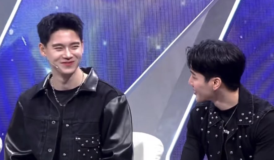 septemberpphar's tweet image. ไม่เอาไรแล้วชีวิตนี้ ขอแค่ได้ยิ้มหวานให้เธอขาะก็พอ