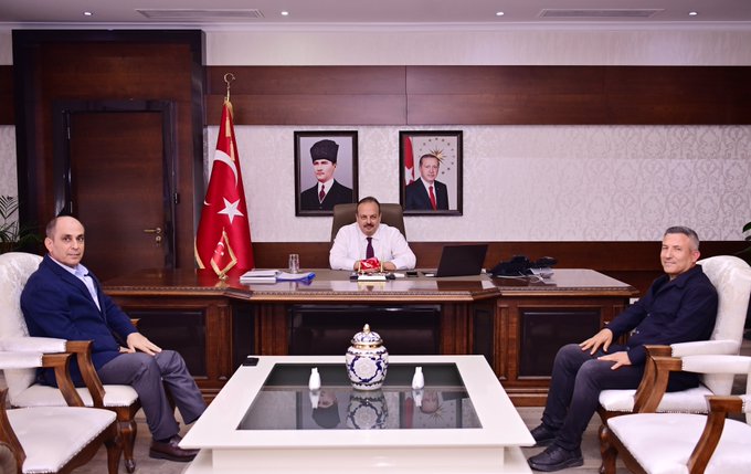 Vali Yakup Canbolat’ı Ziyaret Eden Misafirler