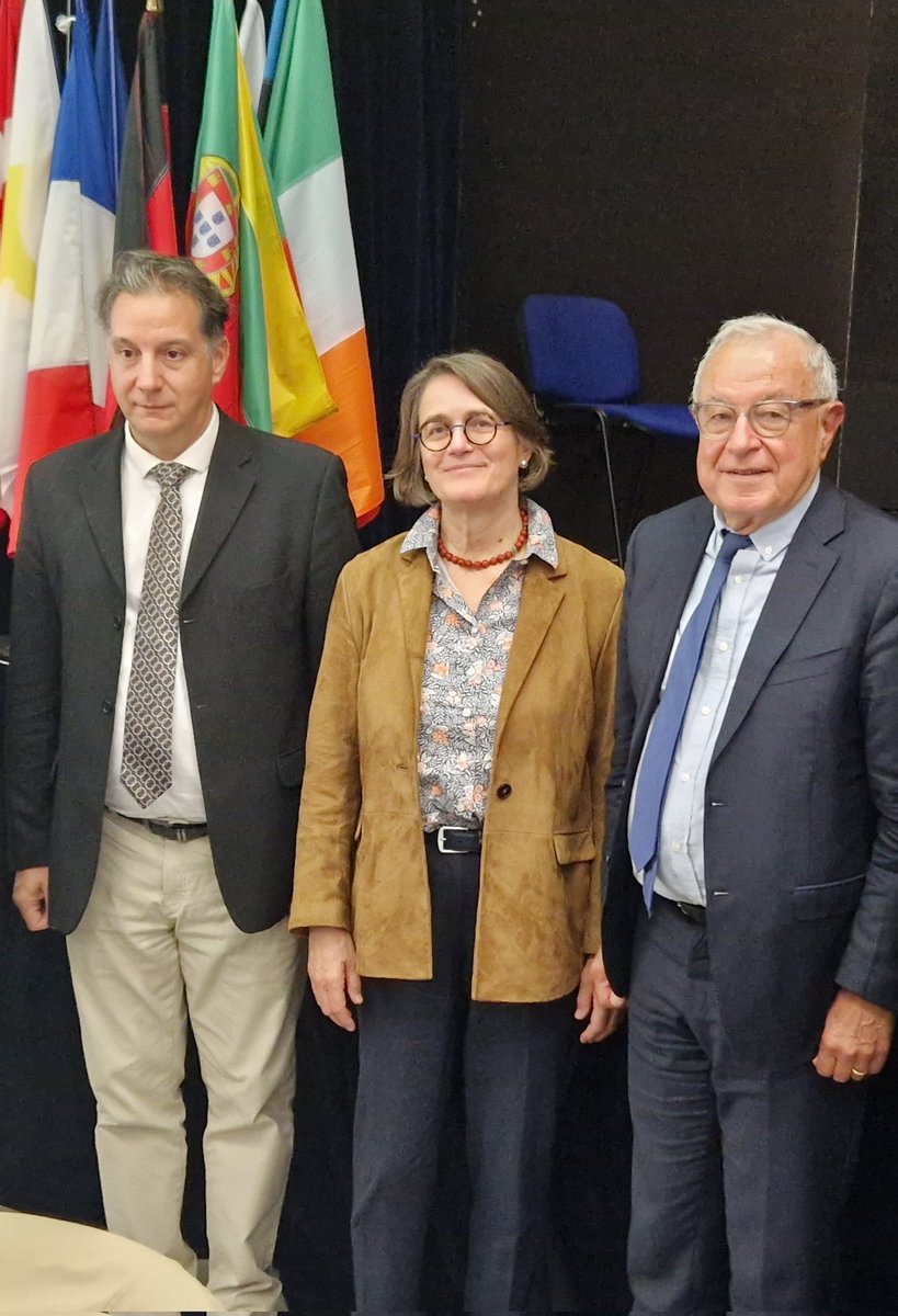 Où en est l'🇪🇺 2025? : débat animé, même passionné à #SaintAlban. De quelles réformes avons-nous besoin et quel rôle joue le moteur 🇫🇷🇩🇪 ? Grand honneur et  immense plaisir pour moi de discuter de ces questions aux côtés d'#AlainLamassoure, ancien ministre 🇫🇷 et député 🇪🇺éen .