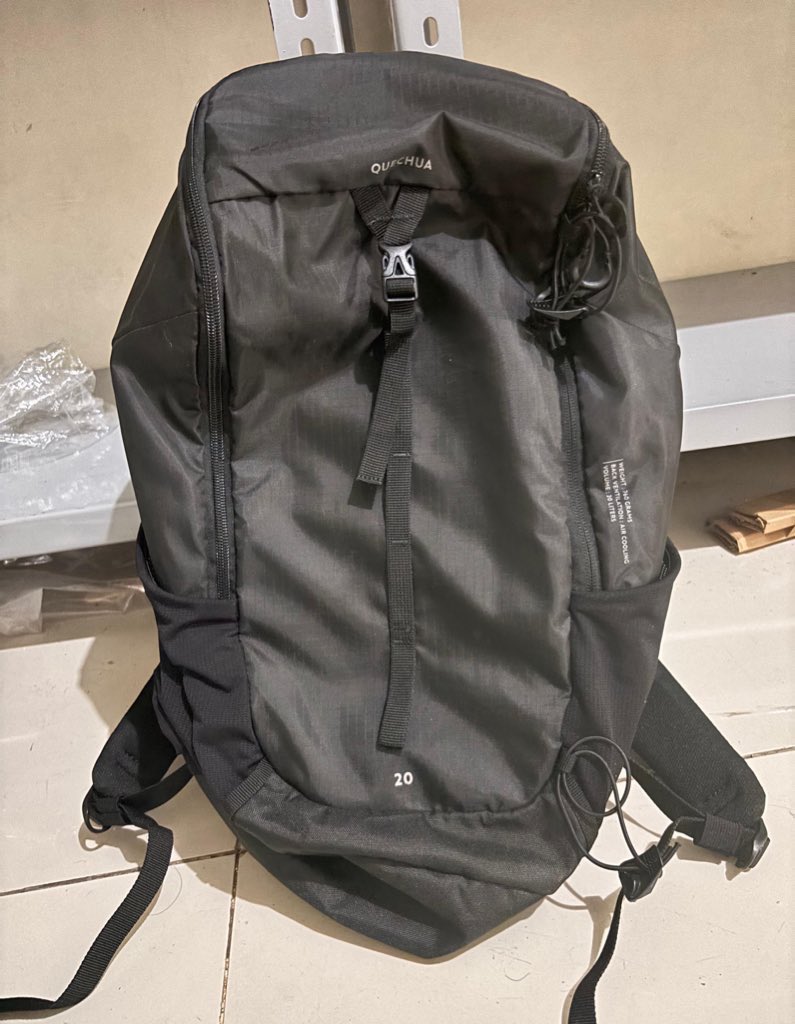 zhnllnd's tweet photo. [PRELOVED ⛰️]

1) sepatu nineten (910) yuza mars jezero
🏷️499k
- ukuran 43/ 27,3cm/ 9,5 us
box✔️ori✔️

2) tas daypack decathlon quecha
🏷️449k 
- ⁠kapasitas 20L
ori✔️cocok u/ tektok✔️

nego/ tanya2 lgsg dm ajaa

tags: jual peralatan naik gunung semarang tembalang hiking camping https://t.co/D3SCZVoUi4