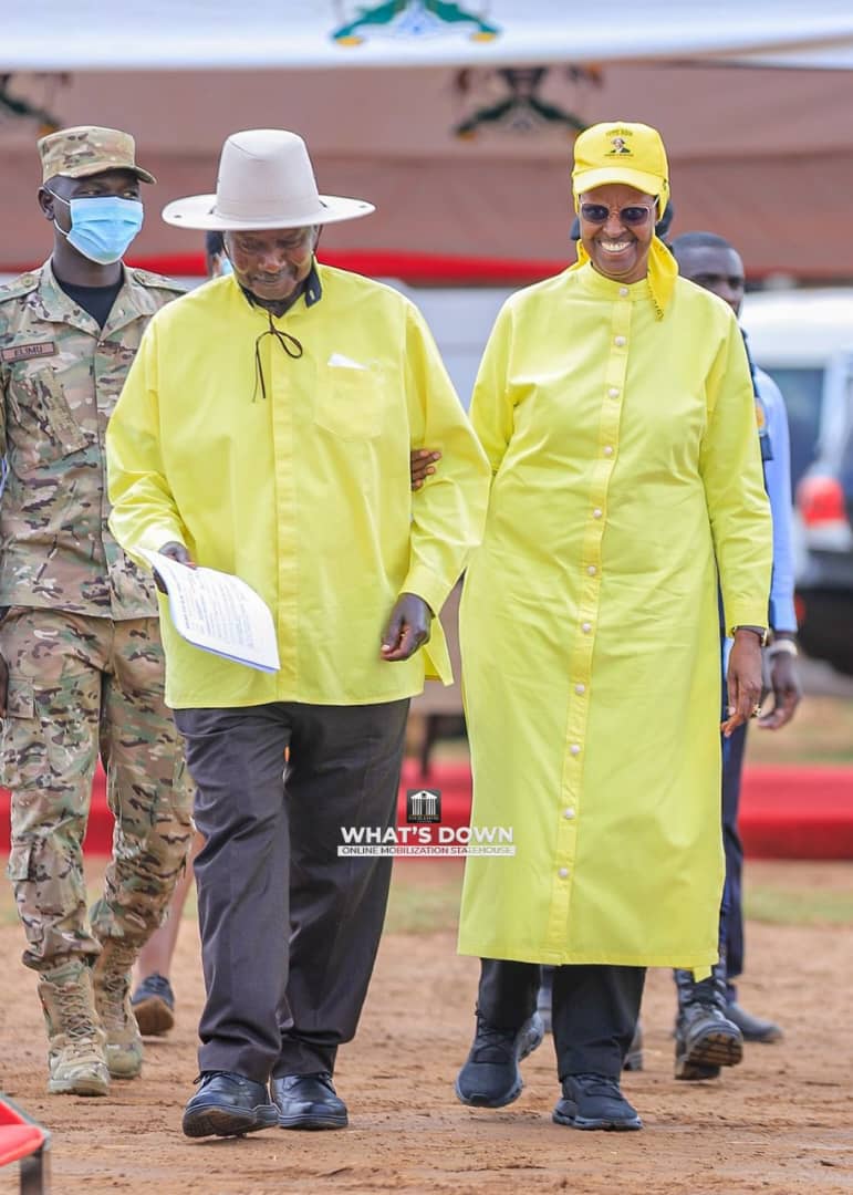 whatsdownUg's tweet image. So so warm with Gen @KagutaMuseveni and the @NRMOnline!  Asante Mama @JanetMuseveni 🇺🇬🙏❤️✍️