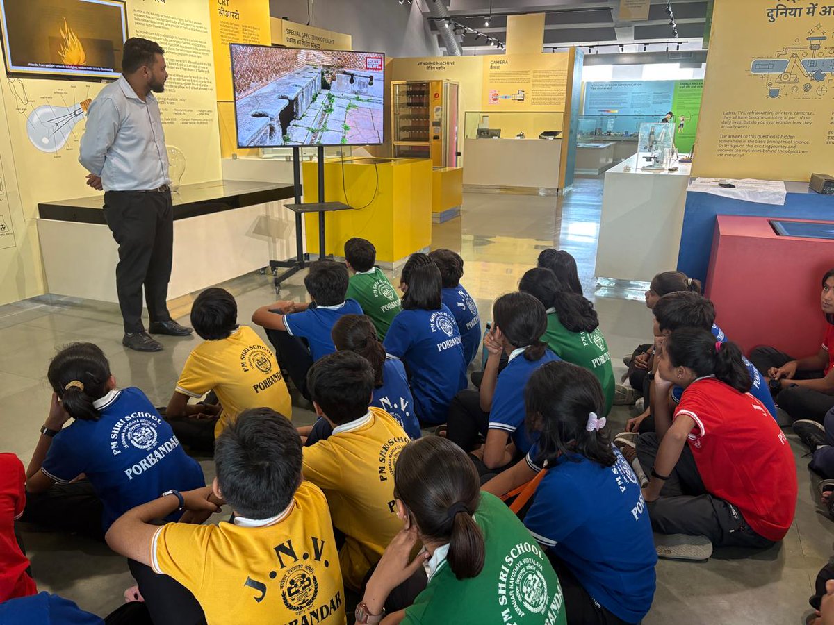 RSCRajkot's tweet image. 🚽🌍 World Toilet Day celebrated at Regional Science Center, Rajkot!
Visitors &amp;amp; students explored the journey of toilets — from ancient sanitation systems to modern innovations.
Celebrating hygiene, awareness &amp;amp; #science! ✨
#WorldToiletDay #RSCRajkot #Sciencerajkot