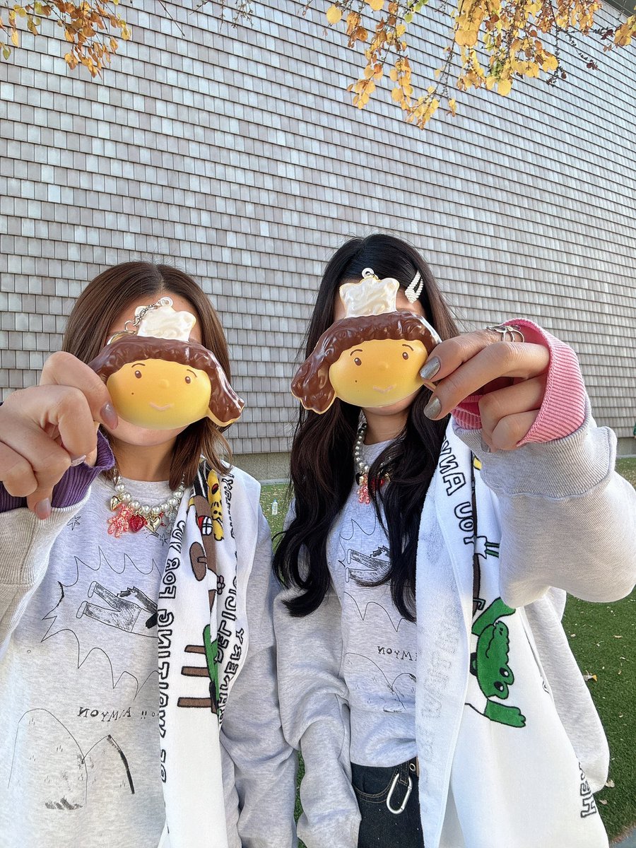 minyon_aim's tweet photo. ブンズベ奈良🦌🫶🏻
奇跡的に連番できたリナちゃんと😭
いっぱい笑顔向けてくれて終始、涙

みょんちゃん見えてたかな？振り向いてくれてありがとう😭😭
ビーベルコーデ🩷🪽💜
奈良きてくれてありがとう。🫶🏻忘れられへんLIVEになったよ。
まだまだ会いに行くねん
@aimyonGtter https://t.co/a7DDkwBVGJ