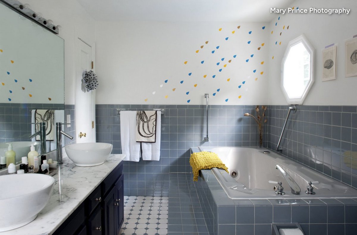 De 1798 à 1926, l'impôt sur les fenêtres a conduit les classes populaires à murer des fenêtres, augmentant obscurité et insalubrité des logements. 
👉 l'impôt sur les baignoires va nécessairement conduire certains à supprimer de leur salle de bain cet élément de confort.