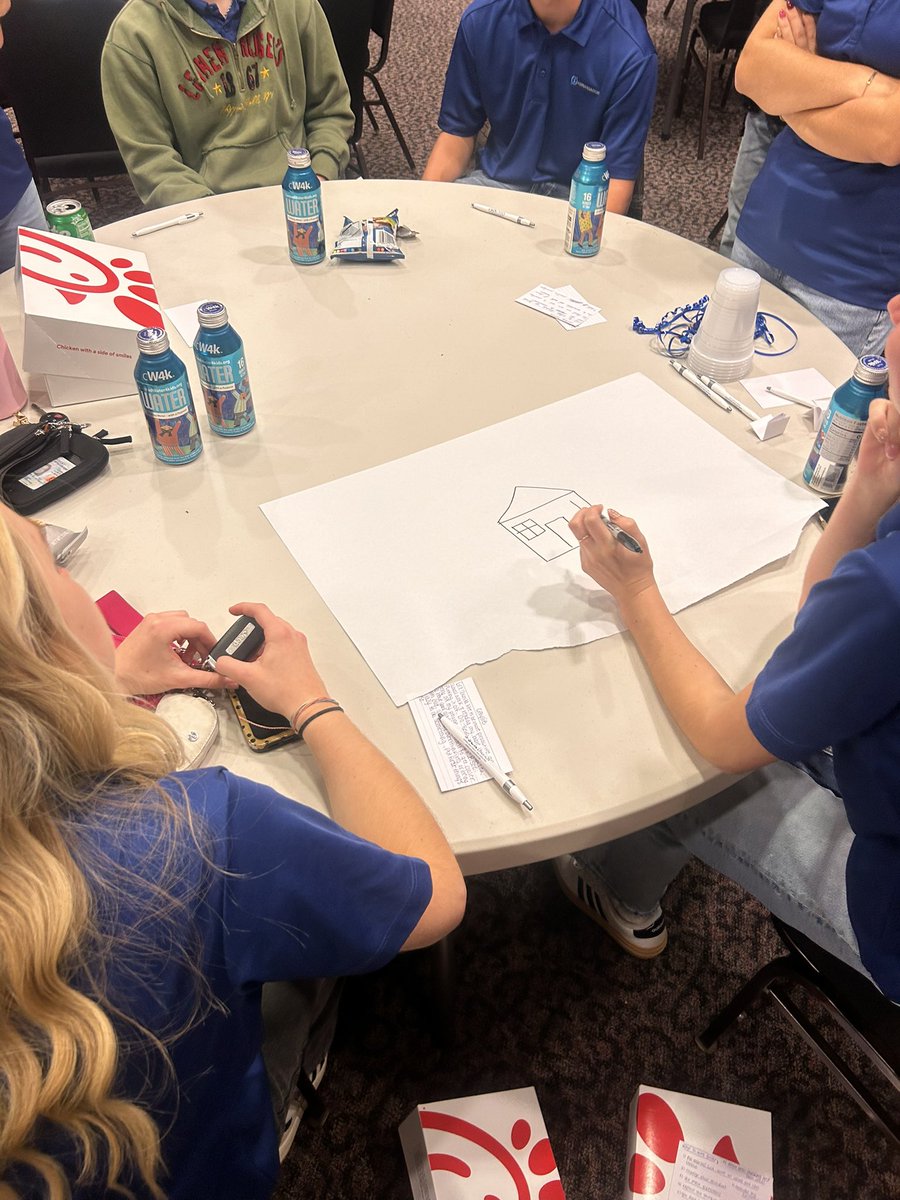 We were at the Bowling Green Chamber of Commerce for a <a href="/SCKLAUNCH/">SCKLAUNCH</a> Leadership training! We completed team building activities, developed strategies to better facilitate as we teach Leader in Me lessons, and improved our “multiplier” mindset. #WELead 🔵🟡 <a href="/GaryMcGuey/">Gary McGuey</a> <a href="/WEHSRaiders/">Warren East High School</a>