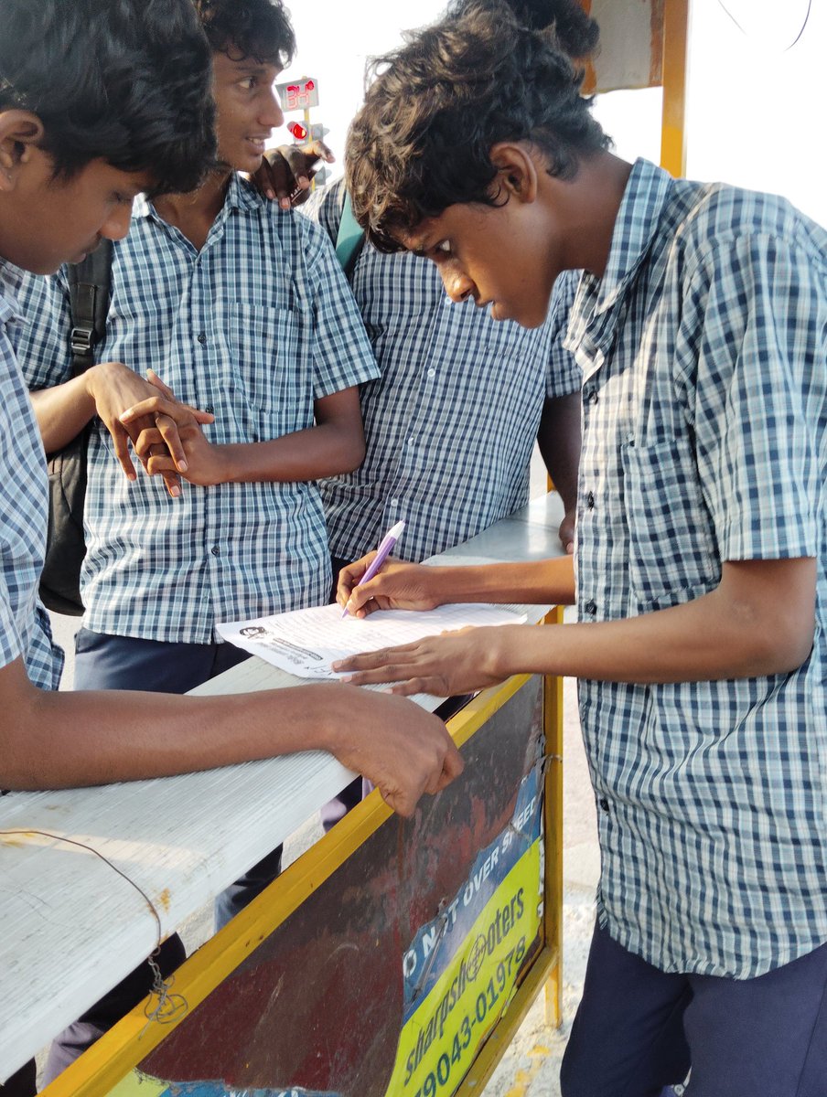 sficcdc's tweet image. இன்று(19.11.2025) Dr. அம்பேத்கர் மேல்நிலைப் பள்ளியில் உறுப்பினர் பதிவு நடைபெற்றது. இதில் மாவட்ட தலைவர் தோழர். ரவிச்சந்திரன் மற்றும் மாவட்ட துணை தலைவர் தோழர். சாரதி கலந்துக் கொண்டனர்.

இந்திய மாணவர் சங்கம்
மத்திய சென்னை