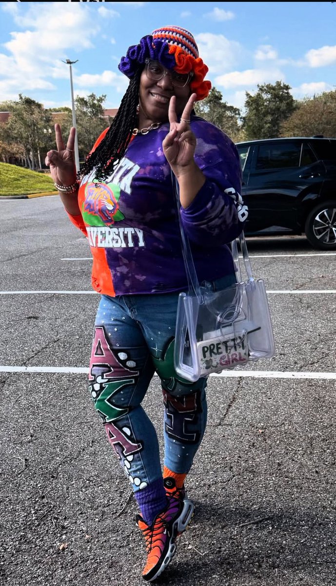 camicolaceUSA's tweet image. 😍😍😍 All Custom Everything!

#Camicolace  #HBCU #aka #alphakappaalphafashion