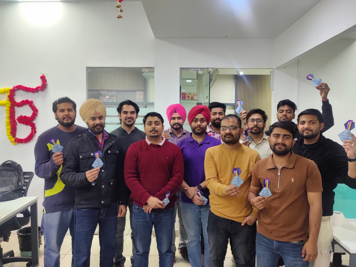 bootesnull's tweet image. 𝐇𝐚𝐩𝐩𝐲 𝐈𝐧𝐭𝐞𝐫𝐧𝐚𝐭𝐢𝐨𝐧𝐚𝐥 𝐌𝐞𝐧’𝐬 𝐃𝐚𝐲! 💙

Today we celebrated the incredible men in our team with #personalized personality tags - a thoughtful gesture to appreciate the qualities they bring to our workplace.

#InternationalMensDay #MensDay2025