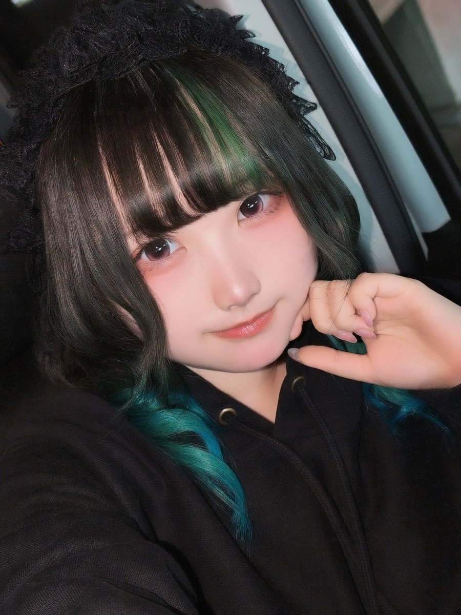 coco_marimo_'s tweet image. こちらは、もう二度としないであろう
縦ロールツインテールの自我です(供養)