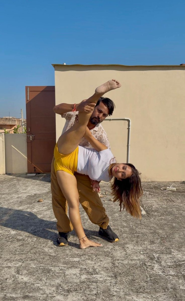 गलत दिखाना सही है , गलत सोचना गलत 
बाकी आपकी सोच बेचारे कसरत भी ना करे
                     🤔😂

#AnnpurnaMuhimविश्वकेलिएवरदान
#dhurandarkadhamaka 
#GoodNightX