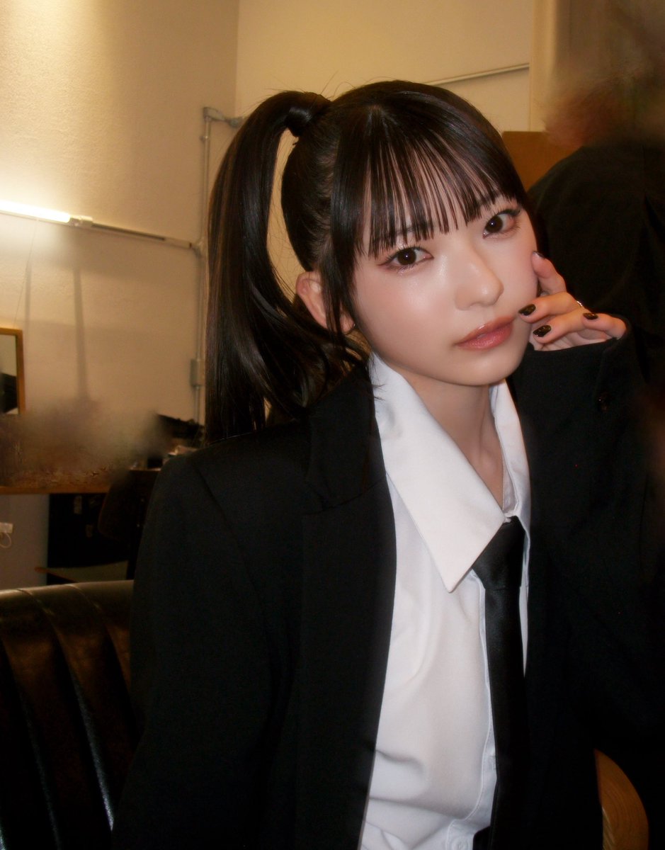 nagata_shiori_'s tweet image. クールな感じ◼️
 #ノイミー