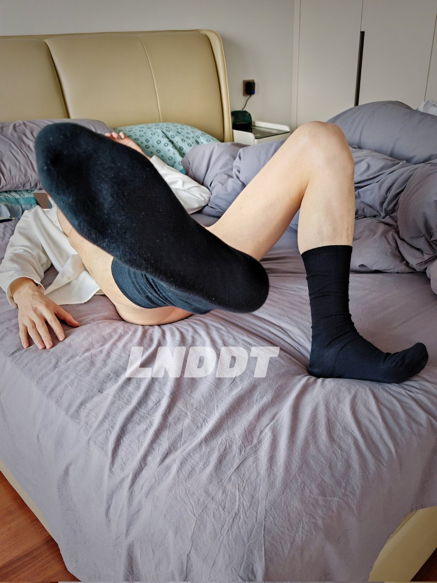 袜司 (@a_lnddt) on Twitter photo 