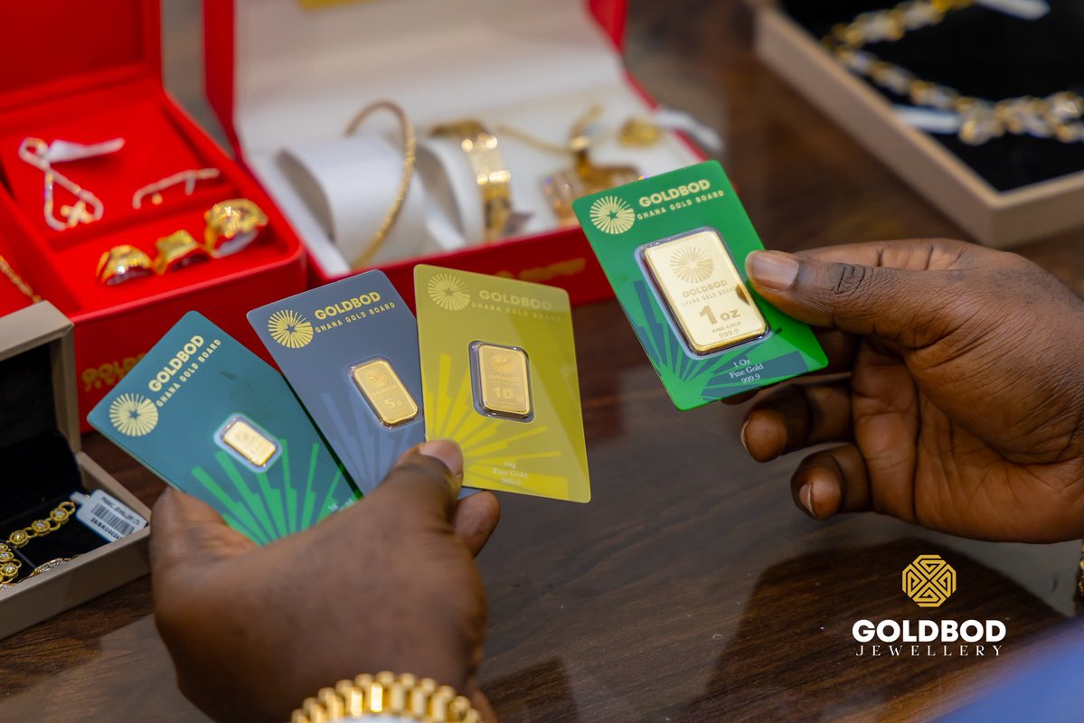 GOLDBODJewelry's tweet image. GoldBod Jewellery and its ambassadors visited business mogul RNAQ to introduce him to the gold tablets and jewellery available in our showrooms.  #GoldbodJewellery #PurePreciousProudlyGhanaian