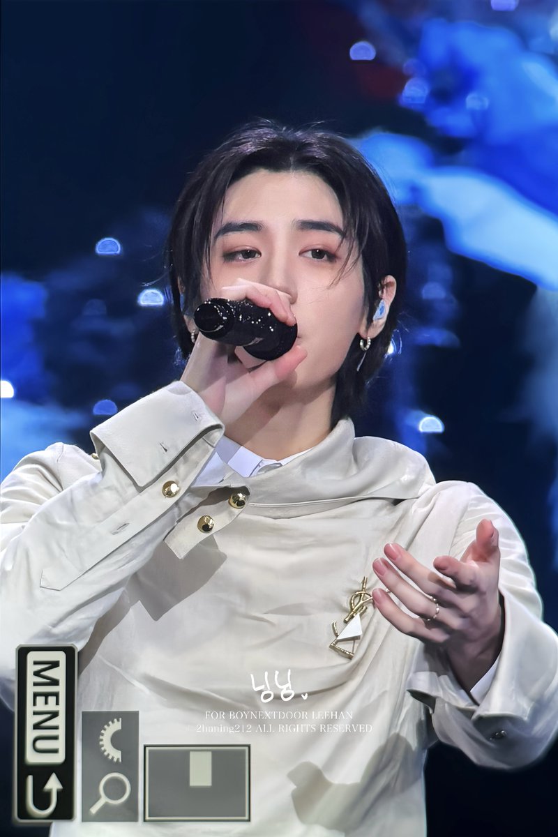 2haning212's tweet image. 251119 청룡

#BOYNEXTDOOR #보이넥스트도어
#이한 #LEEHAN