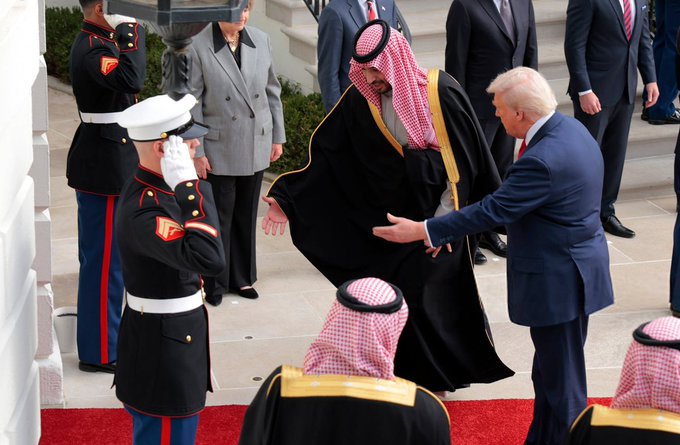 essamyoussef's tweet image. لم نعد نتحدث سياسة على هذه المنصة اصبحت للسب فقط!!
في تقديري الوضع بائس جدا في تقديم الفكر السياسي المصري على هذه المنصة فذكر الحقائق لا ينتقص من بلدي الحبيبة مصر.

انا اكتب تحليلي بقرائتي للمشهد كمحلل:
بكل تأكيدالسعودية تحت قيادة الامير تقوم بخطوات سريعة وغير مسبوقة على اصعدة…