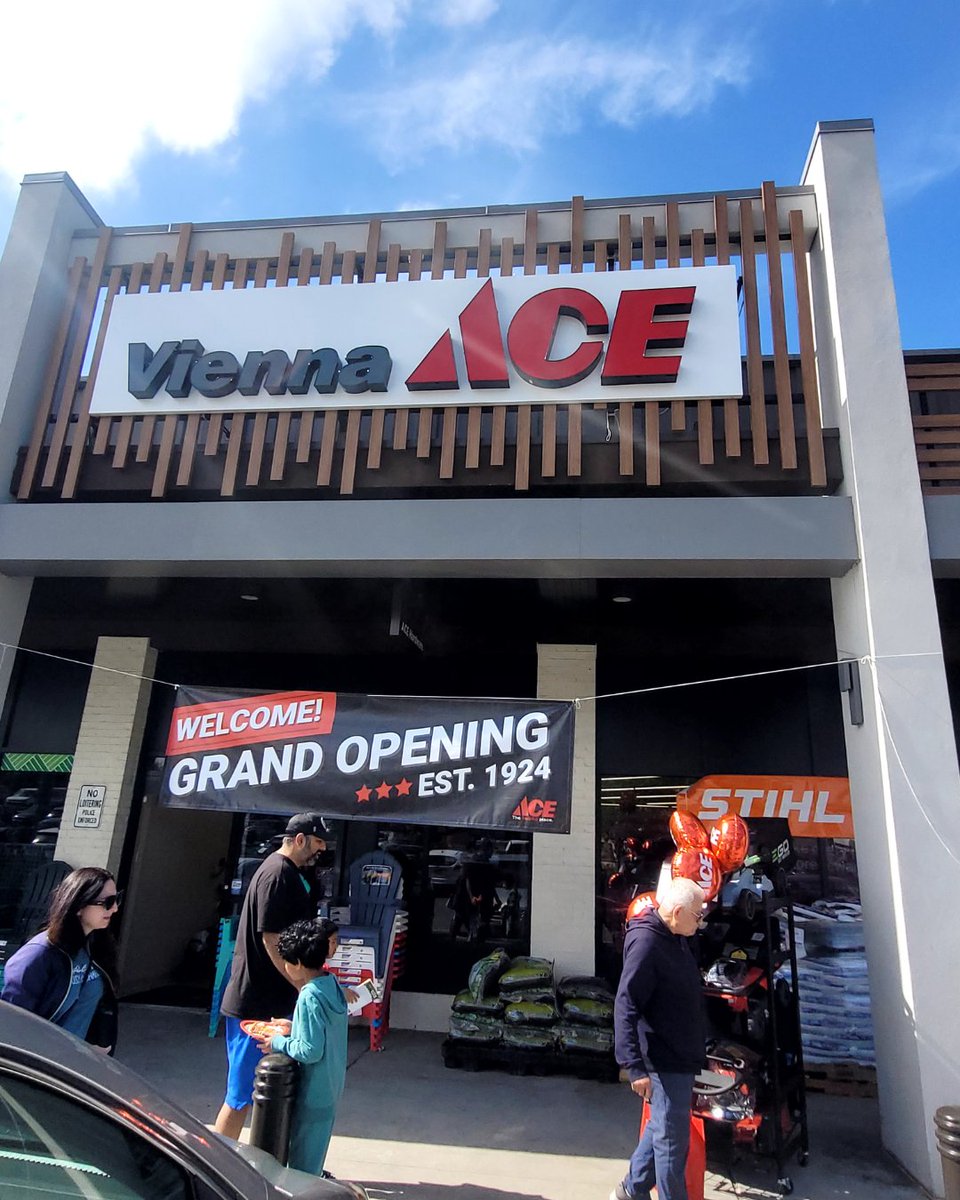 VVSevents's tweet image. That’s a wrap on the Cedar Park Fall Festival! 🍂✨ 

Read the full recap blog here: vvsevents.com/post/a-fall-fe… or click #linkinbio!

#VVSEvents #EventRecap #CommunityEvents #FallFestival #CedarPark #ExperientialMarketing #ShoppingCenterEvents