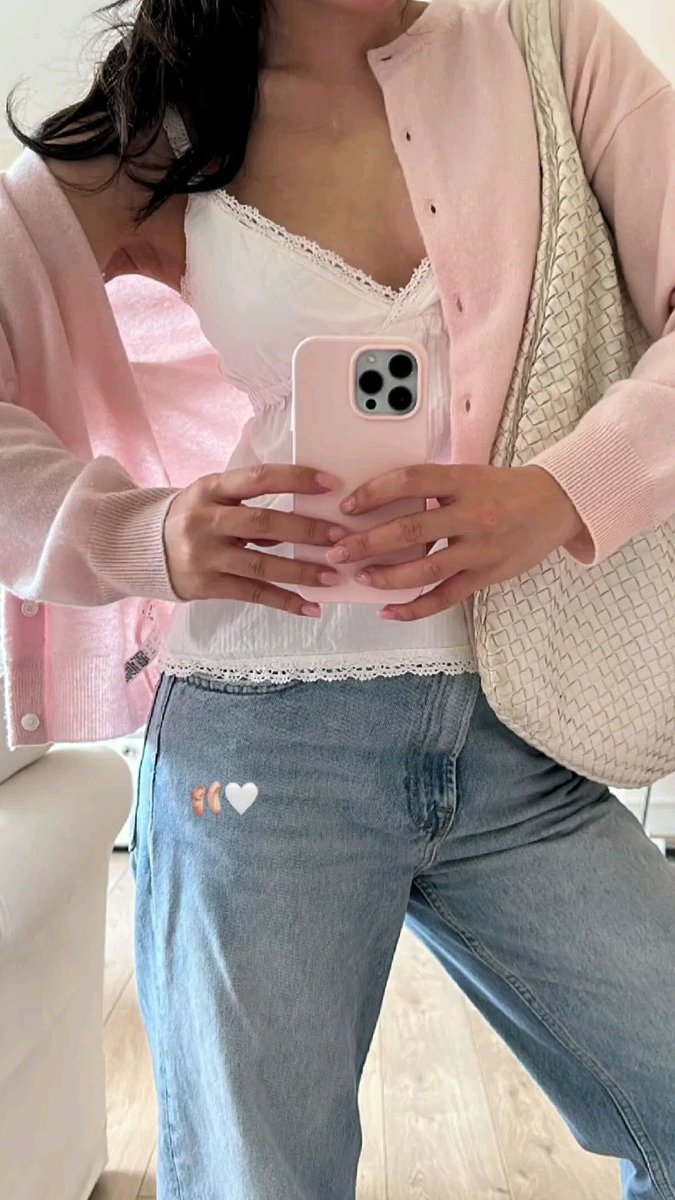 cardy cardigan tweet media