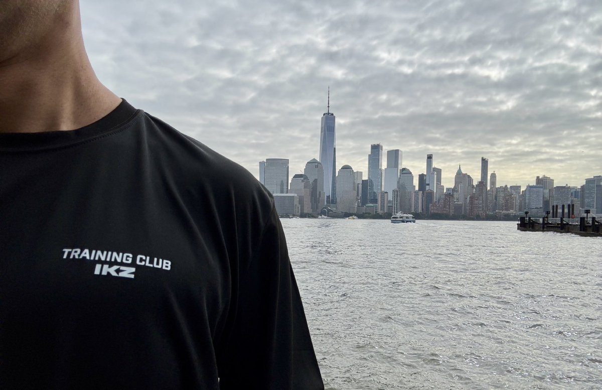 RedBeanGuild's tweet image. RED BEAN GUILD TRIBUTE SERIES 🩸  

Our last but not least OG Guild Master ✨@dgtlemissions✨  

You’ve stood with the Guild when the Garden was still taking shape.

From helping guide newcomers to celebrating each unbox and drop in the Guild’s voice, you’ve been more than a…