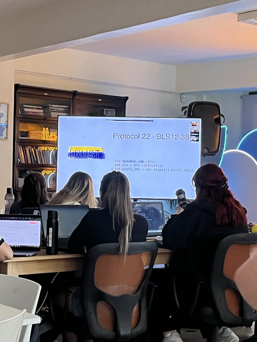 alienexplorerok's tweet image. Last workshop today on #stellarweek @theahaco @PamphileRoy @BuildOnStellar @TheBAFNetwork