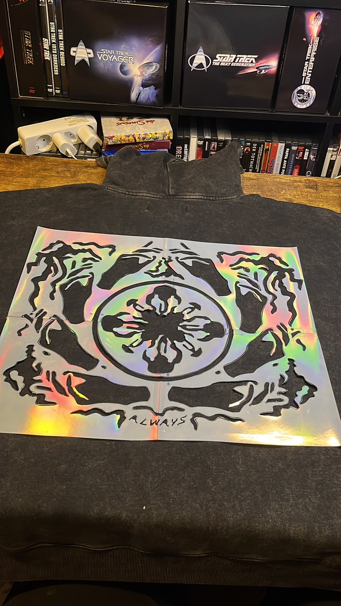 spookybackslide's tweet image. I made a stencil that I cut out with a xacto blade (and I printed it on sticker paper)!