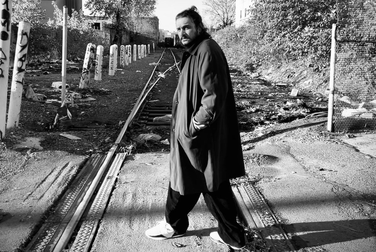 On Nov 21, #Eliezer unleashes 'Chicken Town' + the first of three Chicken Town parties (@ The Sultan Room). Then Night Club 101 on 28th. Underground just got louder. 🎧

Grab your tickets and all the details here: daverave.co.uk/2025/11/19/thi…