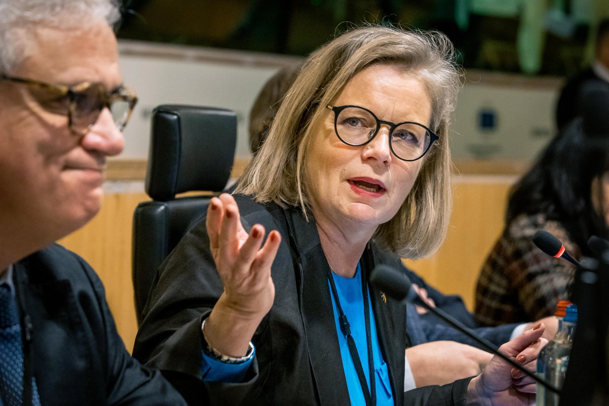 EPP_CoR's tweet image. Today in @EU_CoR NAT @sarirautio underlined that regions and cities must be at the table in the #MFF debate. “Do no harm to cohesion” must guide every EU decision, with predictable funding and real partnership. Stronger regions mean a stronger Europe. #CohesionPolicy